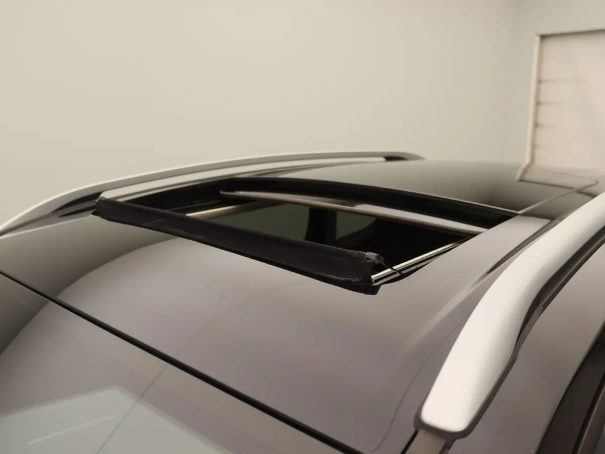 1.5 EcoBoost Vignale Panoramadak | Trekhaak | 18"inch | Winterpack | Leder + elek. st. + memory | Getint glas | Navigatie | Climate control | Elek. klep