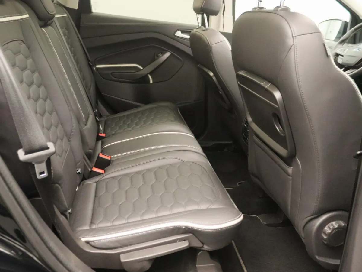 1.5 EcoBoost Vignale Panoramadak | Trekhaak | 18"inch | Winterpack | Leder + elek. st. + memory | Getint glas | Navigatie | Climate control | Elek. klep