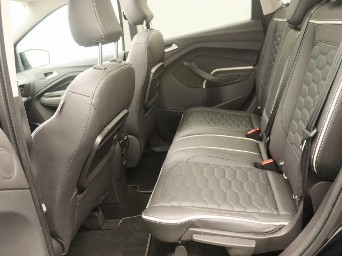 1.5 EcoBoost Vignale Panoramadak | Trekhaak | 18"inch | Winterpack | Leder + elek. st. + memory | Getint glas | Navigatie | Climate control | Elek. klep