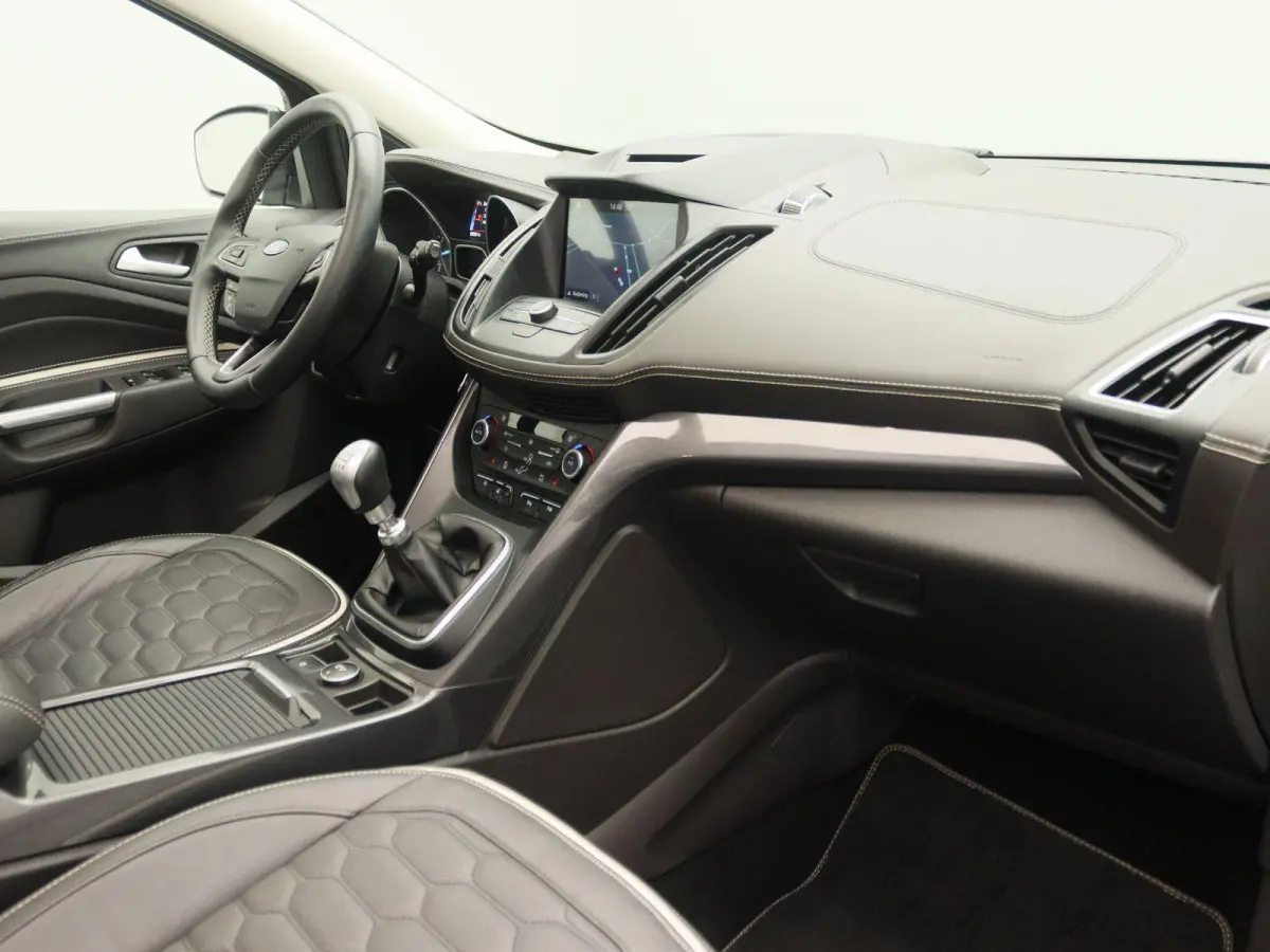 1.5 EcoBoost Vignale Panoramadak | Trekhaak | 18"inch | Winterpack | Leder + elek. st. + memory | Getint glas | Navigatie | Climate control | Elek. klep
