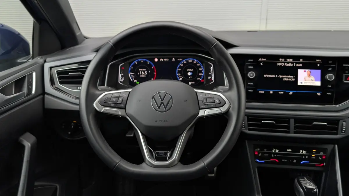 1.0 TSI 115pk DSG R-Line | App Connect Navigatie | LED Matrix | Camera