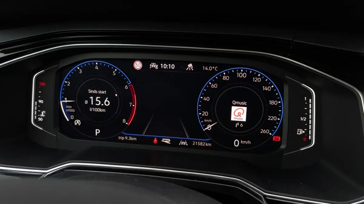 1.0 TSI 115pk DSG R-Line | App Connect Navigatie | LED Matrix | Camera