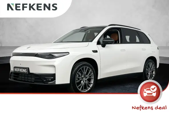 Design Hybrid 28.4 kWh | Voorstoelen verwarmd | Panoramendak | Electronic climate controle | Navigatiesysteem | Pearly White
