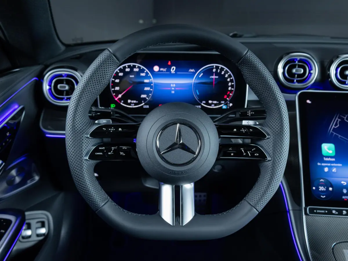 300 e AMG Line Premium PLUS | Panorama dak