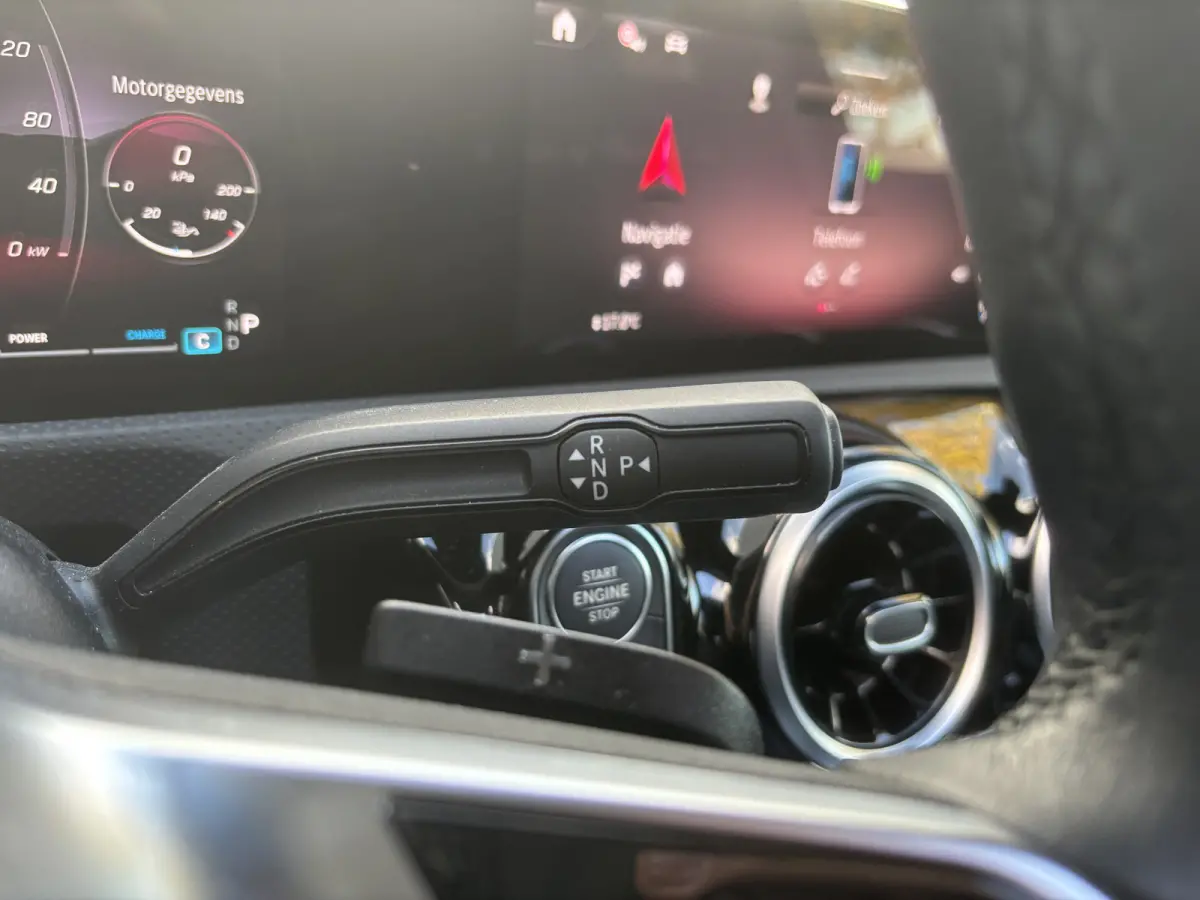 180 Business Line | Automaat | Pano | Parkeer Camera | Stoelverwarming