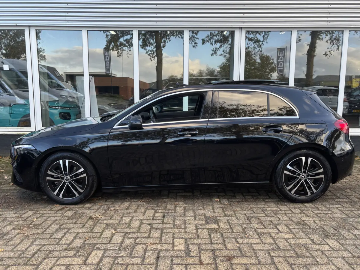 180 Business Line | Automaat | Pano | Parkeer Camera | Stoelverwarming