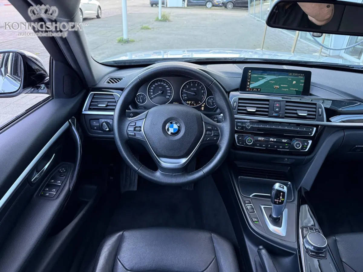 318i Corporate Lease High Executive