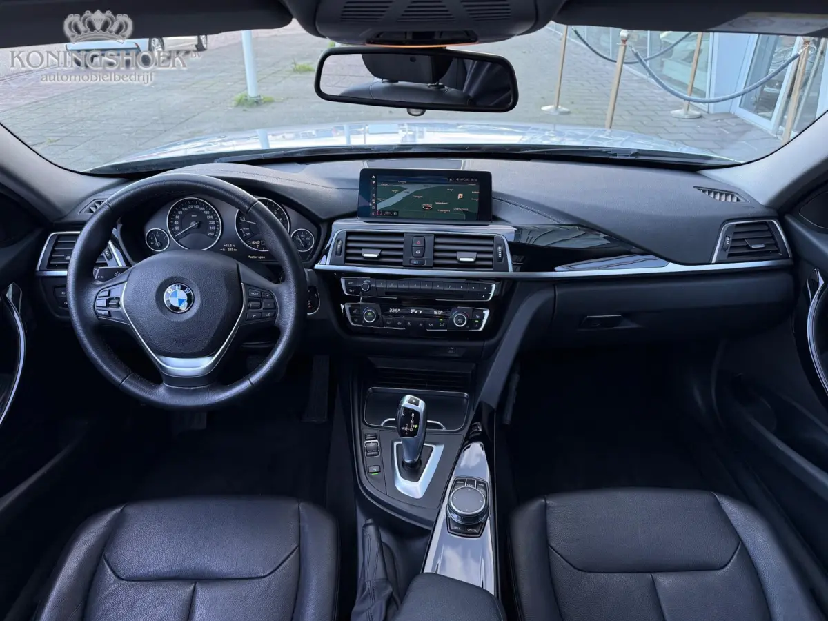 318i Corporate Lease High Executive