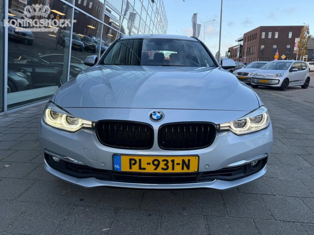 318i Corporate Lease High Executive