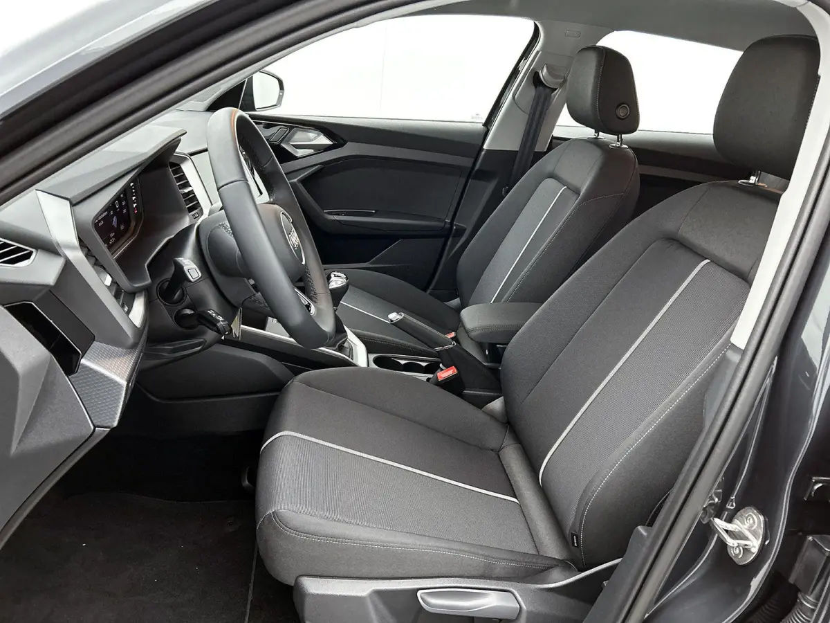 25 TFSI Pro Line 95 PK | Apple Carplay | Android Auto | Cruise Control | Airco | Lichtmetalen velgen |