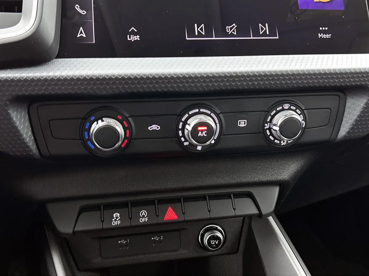 25 TFSI Pro Line 95 PK | Apple Carplay | Android Auto | Cruise Control | Airco | Lichtmetalen velgen |