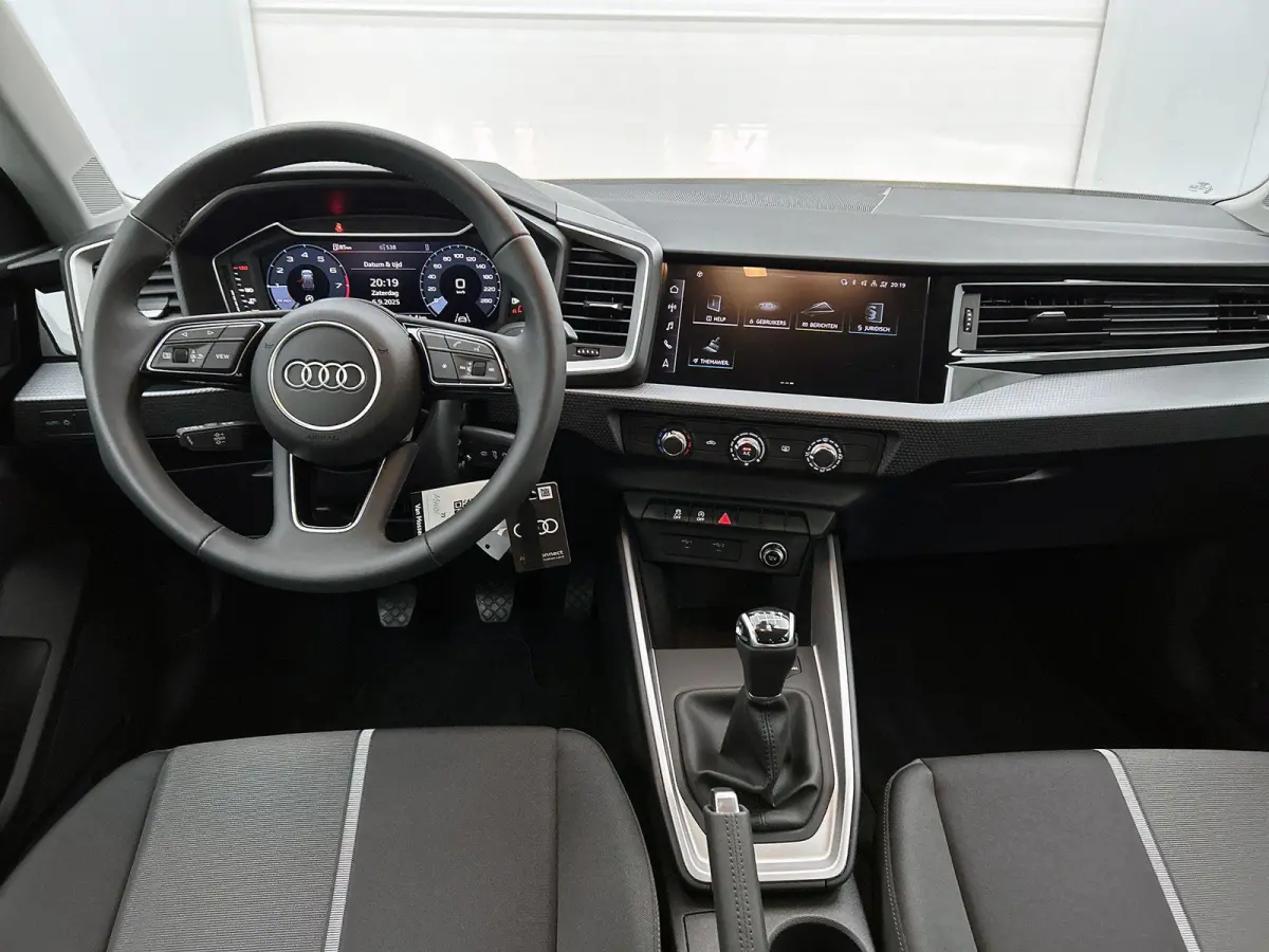 25 TFSI Pro Line 95 PK | Apple Carplay | Android Auto | Cruise Control | Airco | Lichtmetalen velgen |
