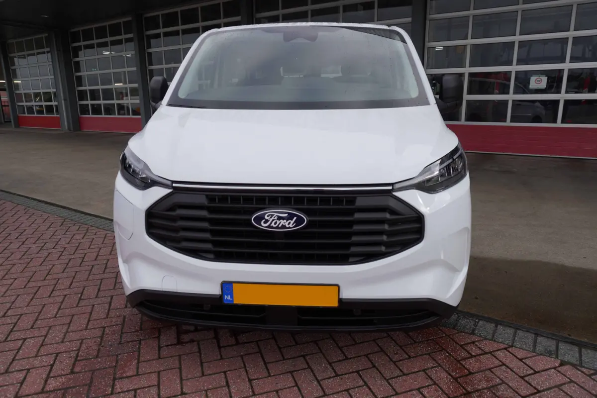 340L 2.5 PHEV 233PK L2H1 Trend 9 Persoons PHEV Automaat Nr. V141 | Hybride | Airco | Cruise | Apple CP| Side bars  DEMO