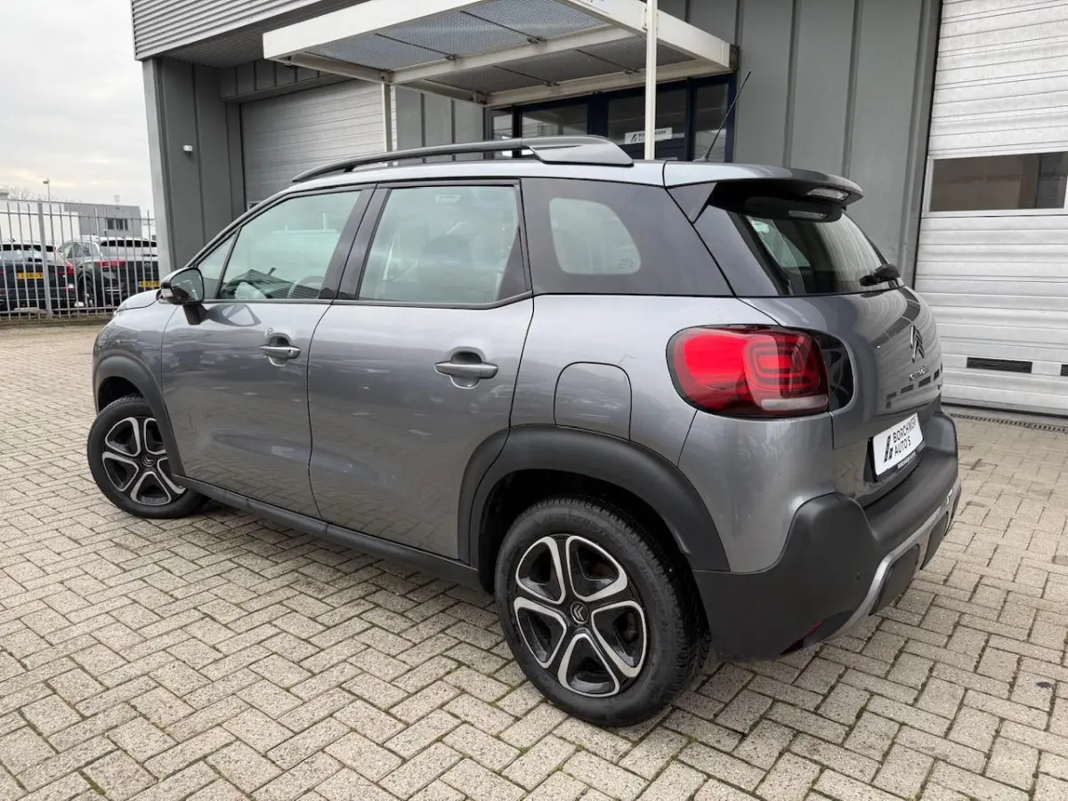 1.2 Benzine | Cruise control | Hoge instap | Bluetooth