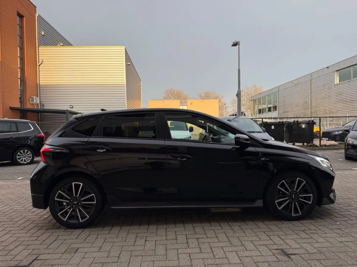 1.0 Benz + Elek | N-Line | Aut | Camera | Xenon