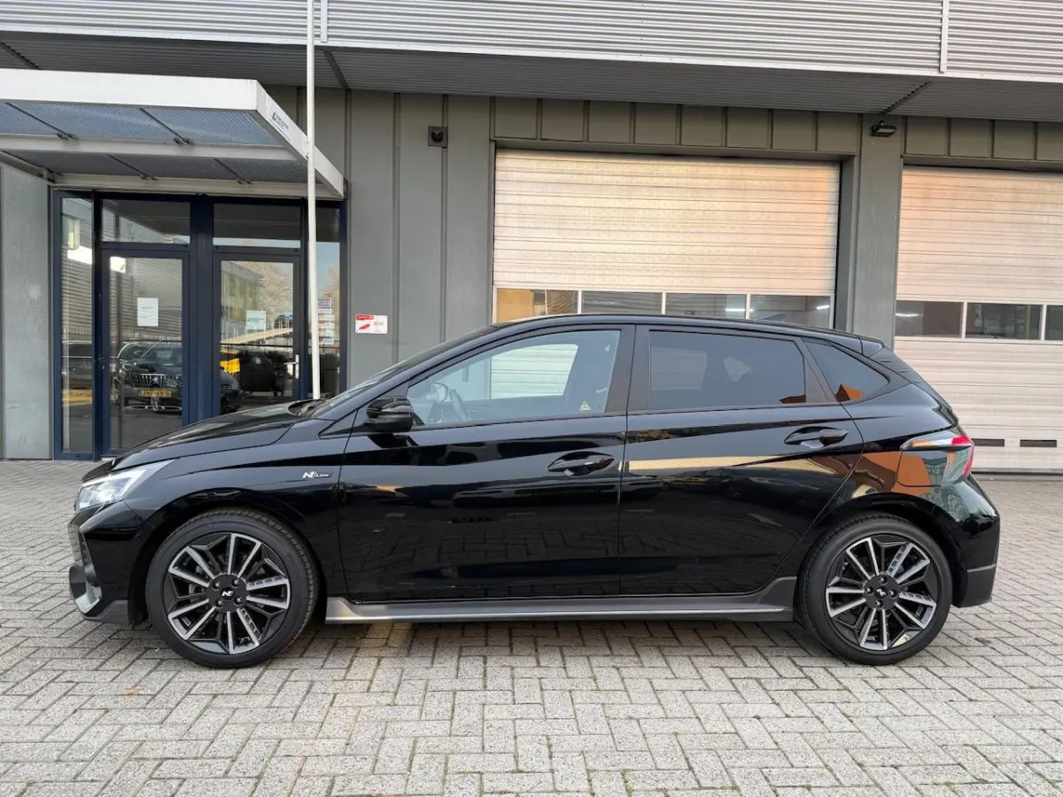 1.0 Benz + Elek | N-Line | Aut | Camera | Xenon