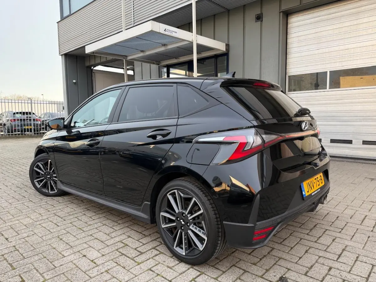 1.0 Benz + Elek | N-Line | Aut | Camera | Xenon