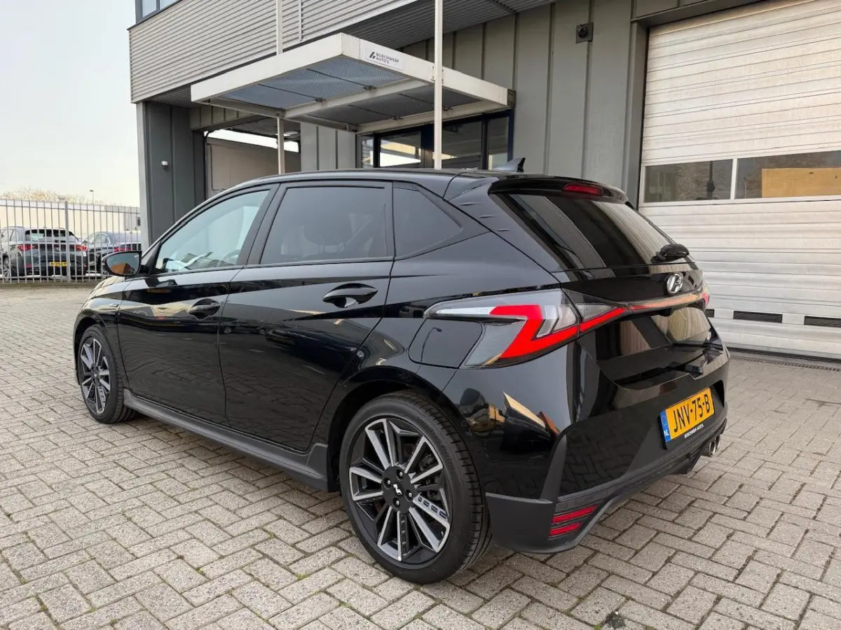 1.0 Benz + Elek | N-Line | Aut | Camera | Xenon