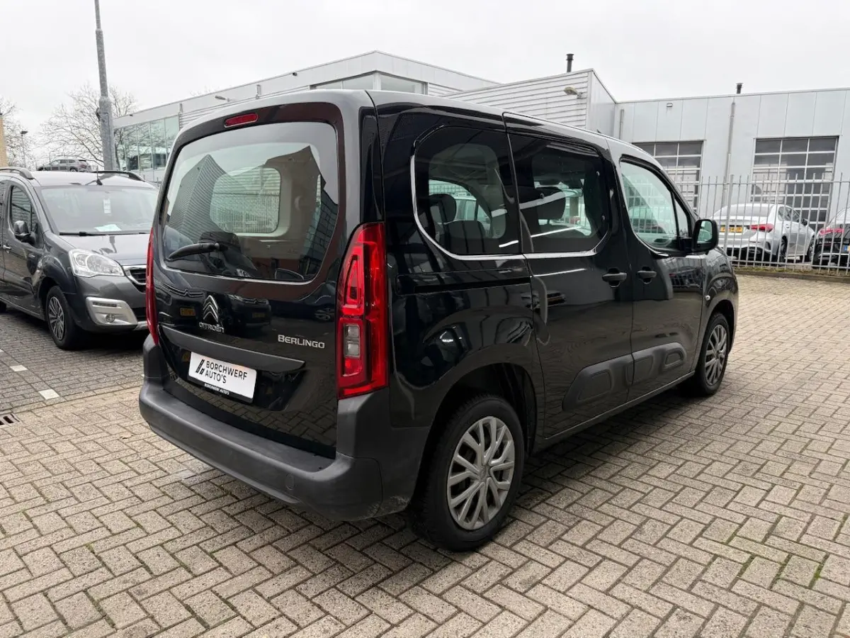1.2 Benzine | Bluetooth | 5 zitplaatsen