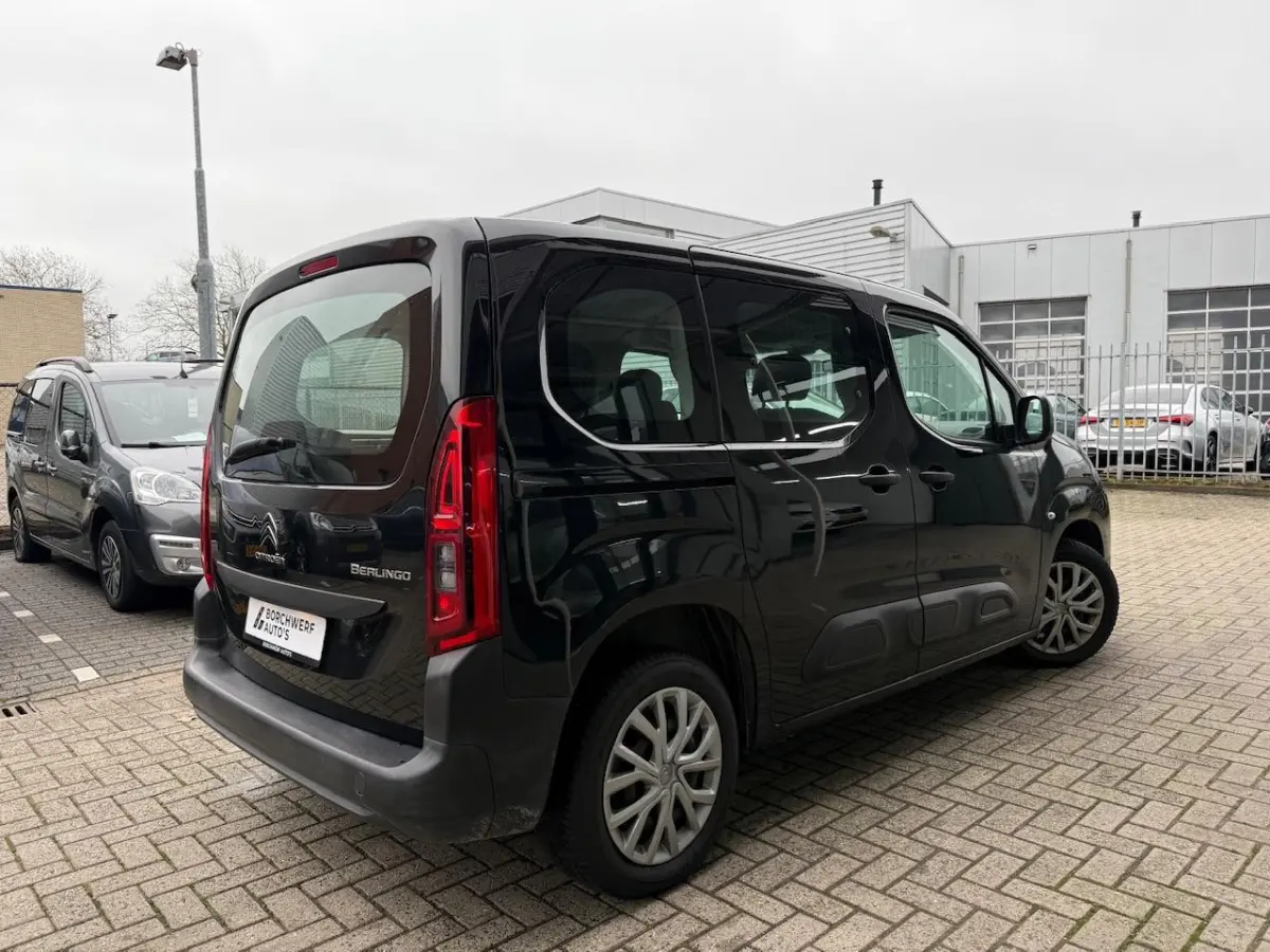 1.2 Benzine | Bluetooth | 5 zitplaatsen