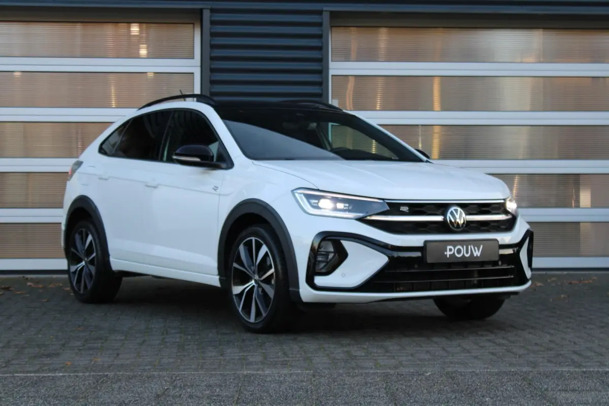 1.0 TSI 115pk DSG R-Line Business | Apple Carplay & Android Auto | 18" Misano Velgen | Stoelverwarming