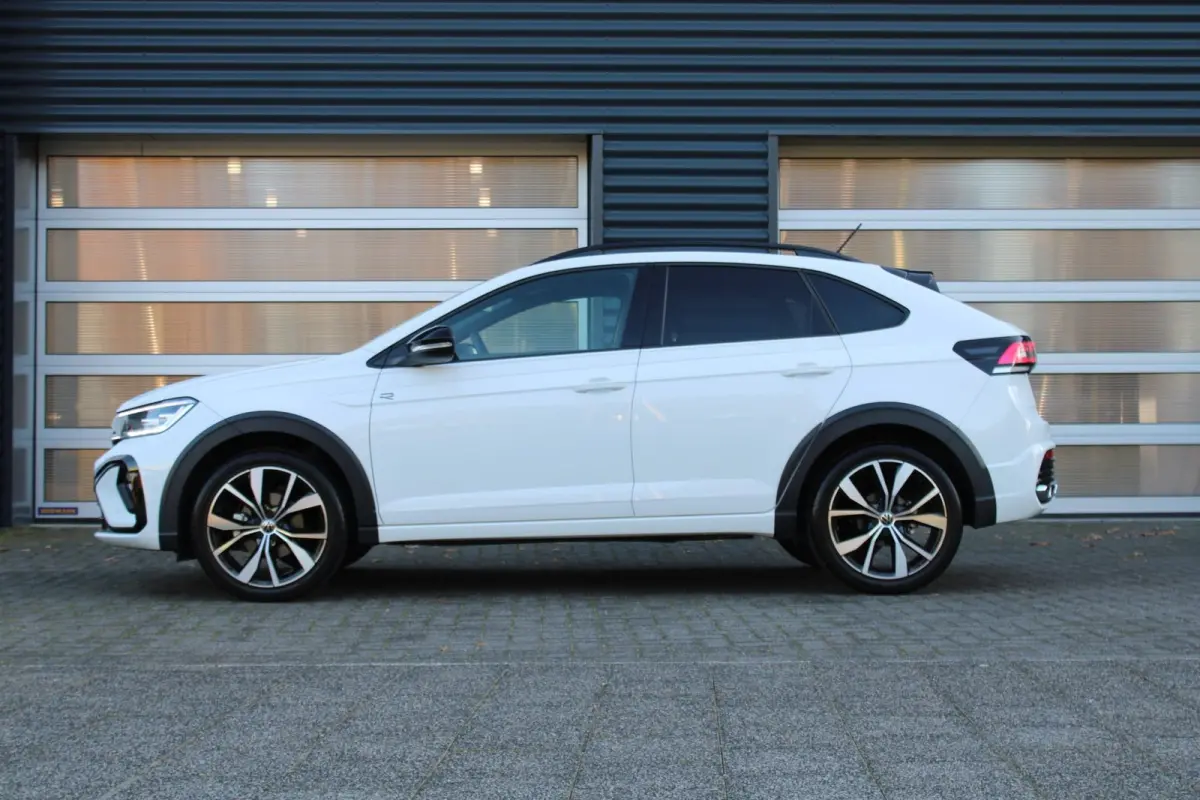 1.0 TSI 115pk DSG R-Line Business | Apple Carplay & Android Auto | 18" Misano Velgen | Stoelverwarming