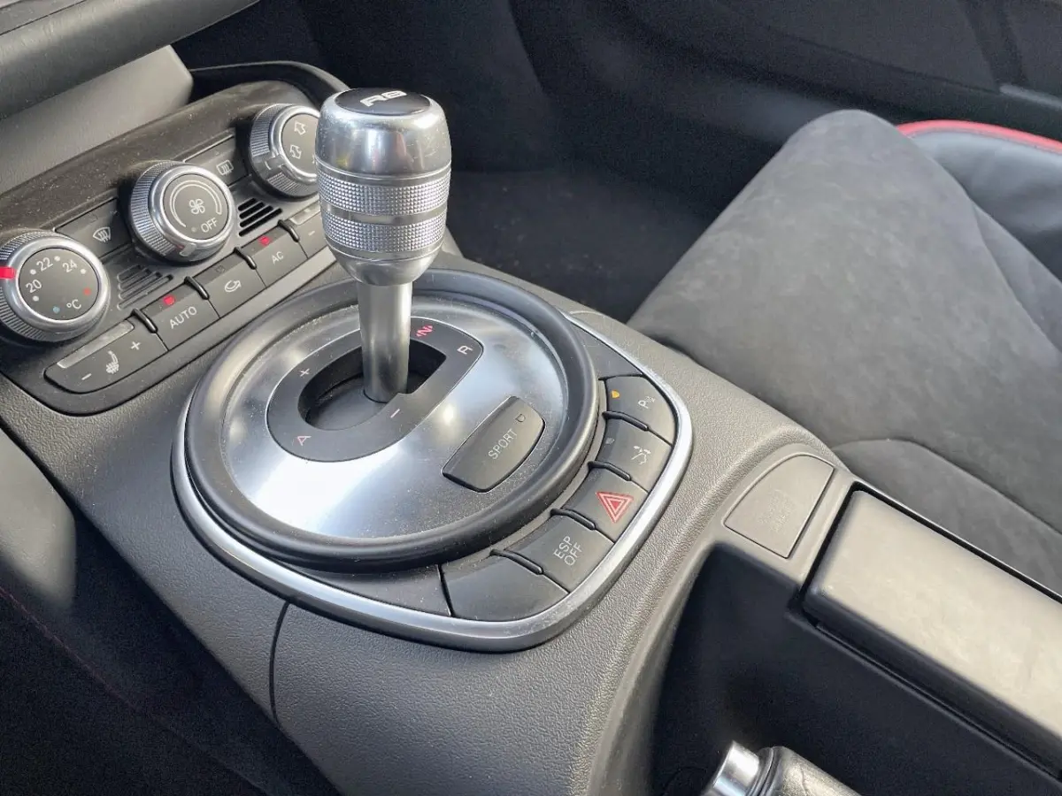 4.2 V8 FSI 49000KM! Audi R8 4.2 V8 FSI
