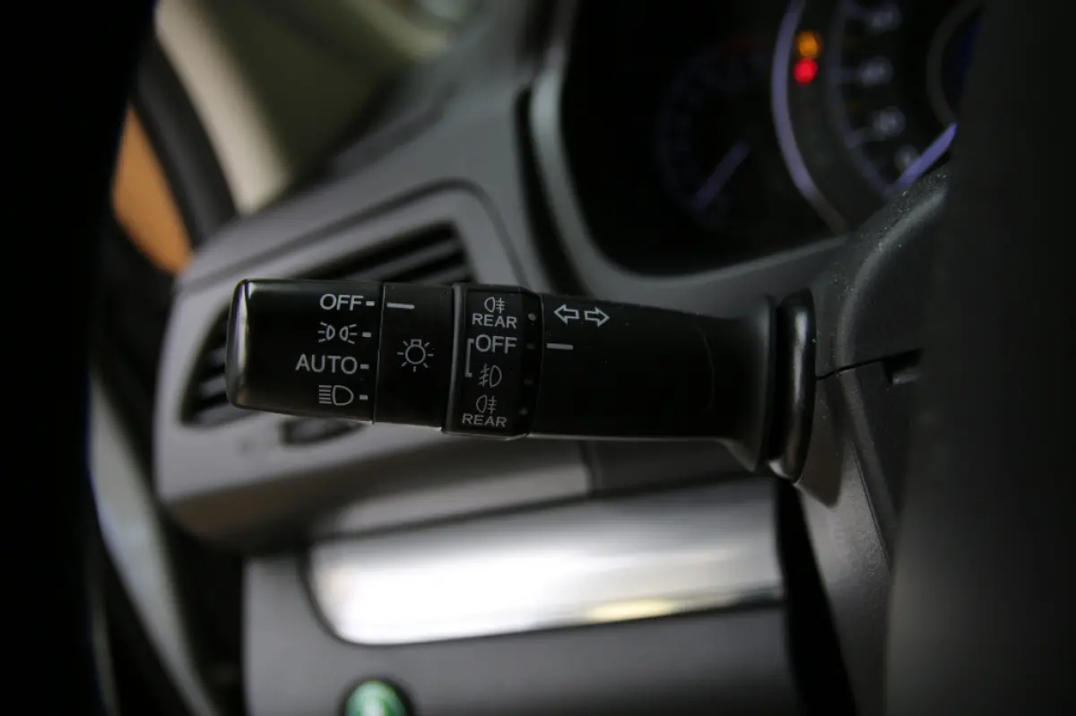 2.0 4WD Eleg. Ed.
