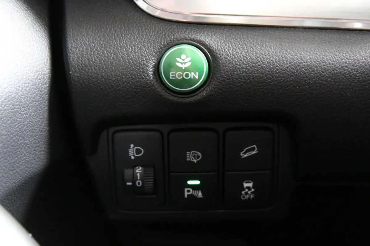 2.0 4WD Eleg. Ed.