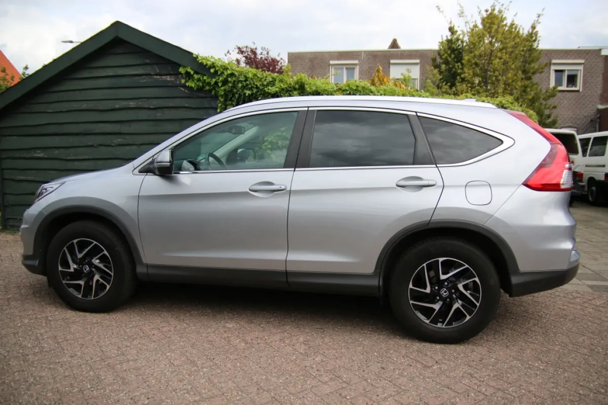 2.0 4WD Eleg. Ed.
