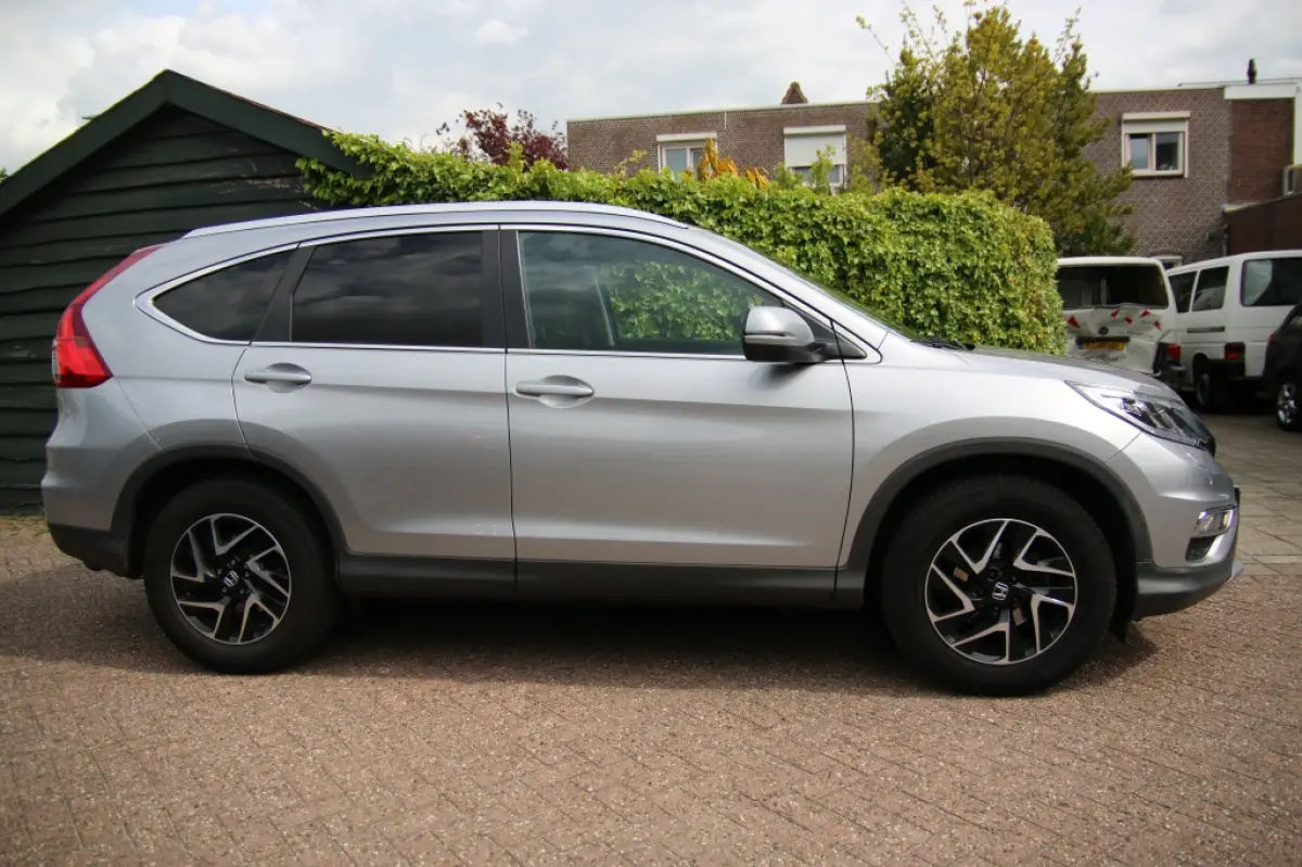 2.0 4WD Eleg. Ed.