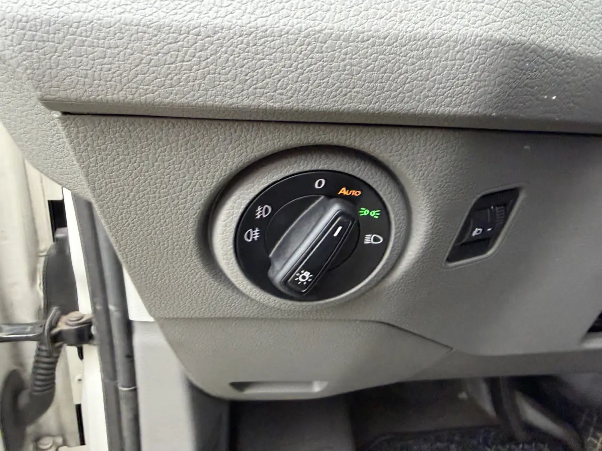 35 2.0 TDI 141 PK Euro 6 L3H3 Nieuwe apk/Automaat/CarPlay/trekhaak/cruise control