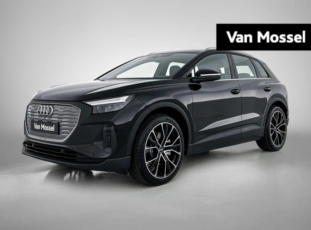 40 Edition 77 kWh 204 PK | Audi soundsystem | 21 inch velgen | Elektrische trekhaak | Edition | Apple CarPlay | Android Auto | Assistentiepakket plus | Comfortpakket | Mythoszwart metallic |