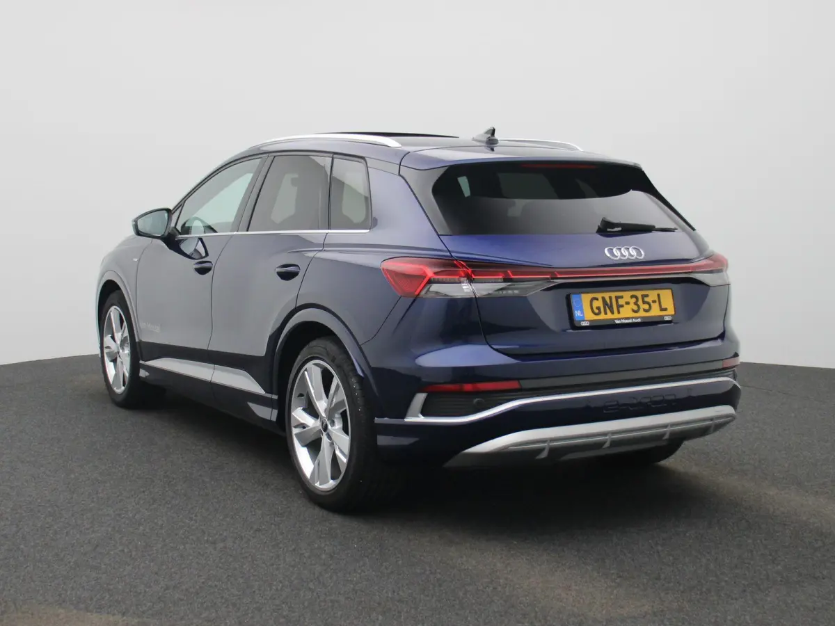 45 Edition 82 kWh | Demo | Glazen panoramadak l Cruise control l Parkeersensoren l Airco l Navigatie l Apple Carplay / Android Auto l Stoelverwarming l Matrix-ledkoplampen l Privacy glas l T