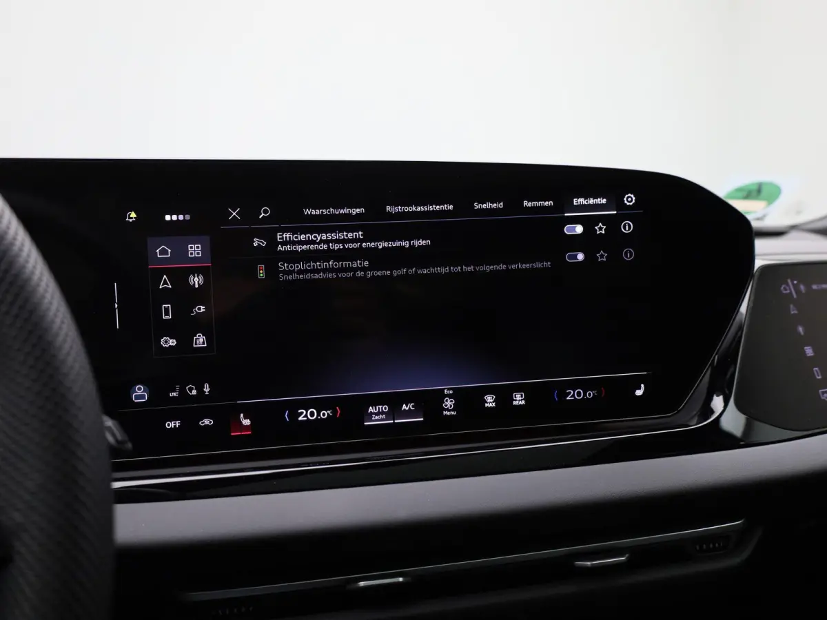 Avant 2.0 quattro S edition Competition | Demo | Adaptive cruise control l Airco l Navigatie l Dodehoekdetectie l Bang & Olufsen sound system l Head-up display l 360 graden camera l Stoelen 
