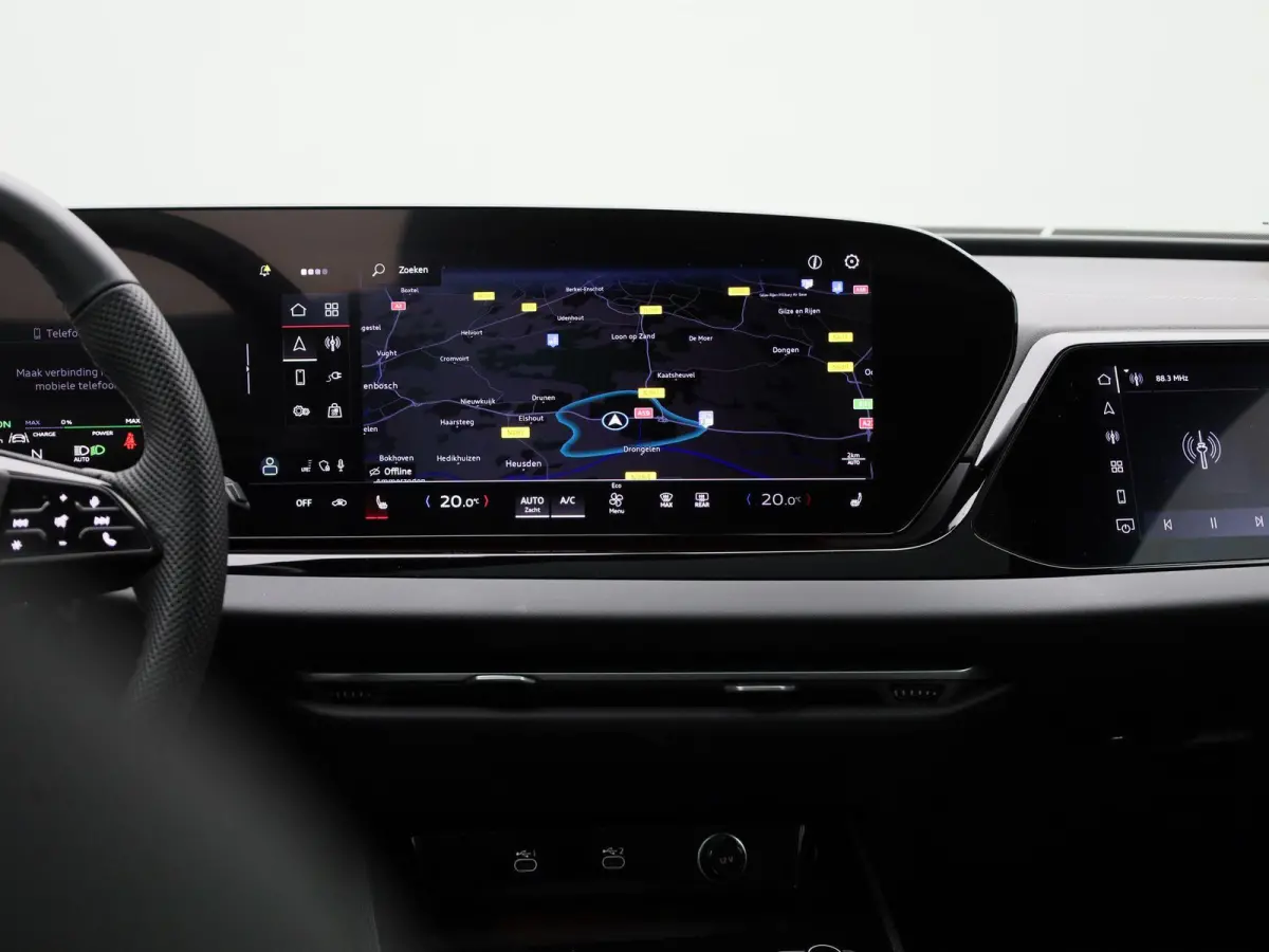 Avant 2.0 quattro S edition Competition | Demo | Adaptive cruise control l Airco l Navigatie l Dodehoekdetectie l Bang & Olufsen sound system l Head-up display l 360 graden camera l Stoelen 
