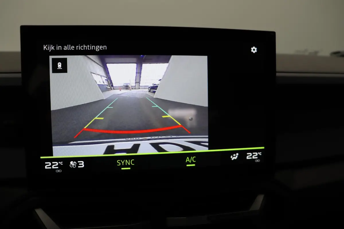 1.8 Hybrid 155pk Expression | Achteruitrijcamera | Climate control | 17" LMV |
