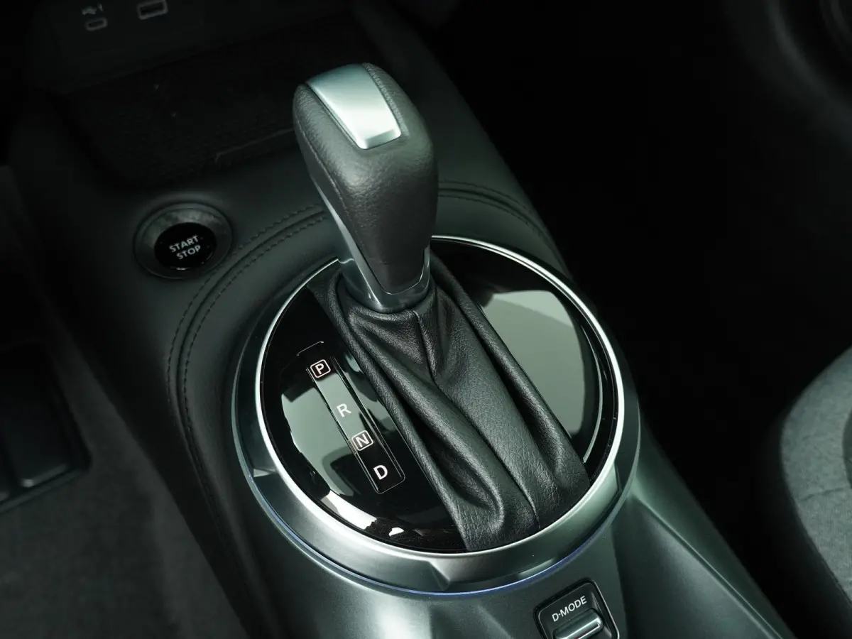 1.6 Hybrid N-Sport | Stoel, voorruit en stuurverwarming | 360 camera | Adaptieve cruisecontrol |