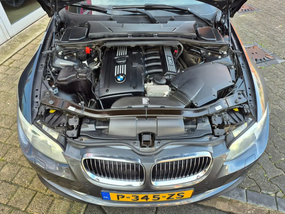 325i Exclusive