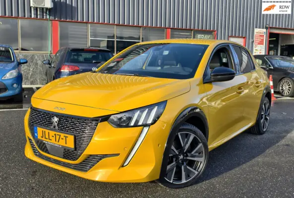 1.2 PureTech GT-Line / AUTOMAAT / LAGE KM / FULL OPTION /