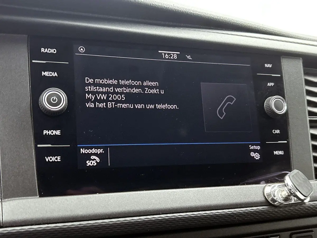 2.0 TDI L2H1 110 PK | Airco | Dubbele Cabine | Parkeersensoren Achter | Comfort Stoelen | Cruise Controle | Armsteunen | Bluetooth |
