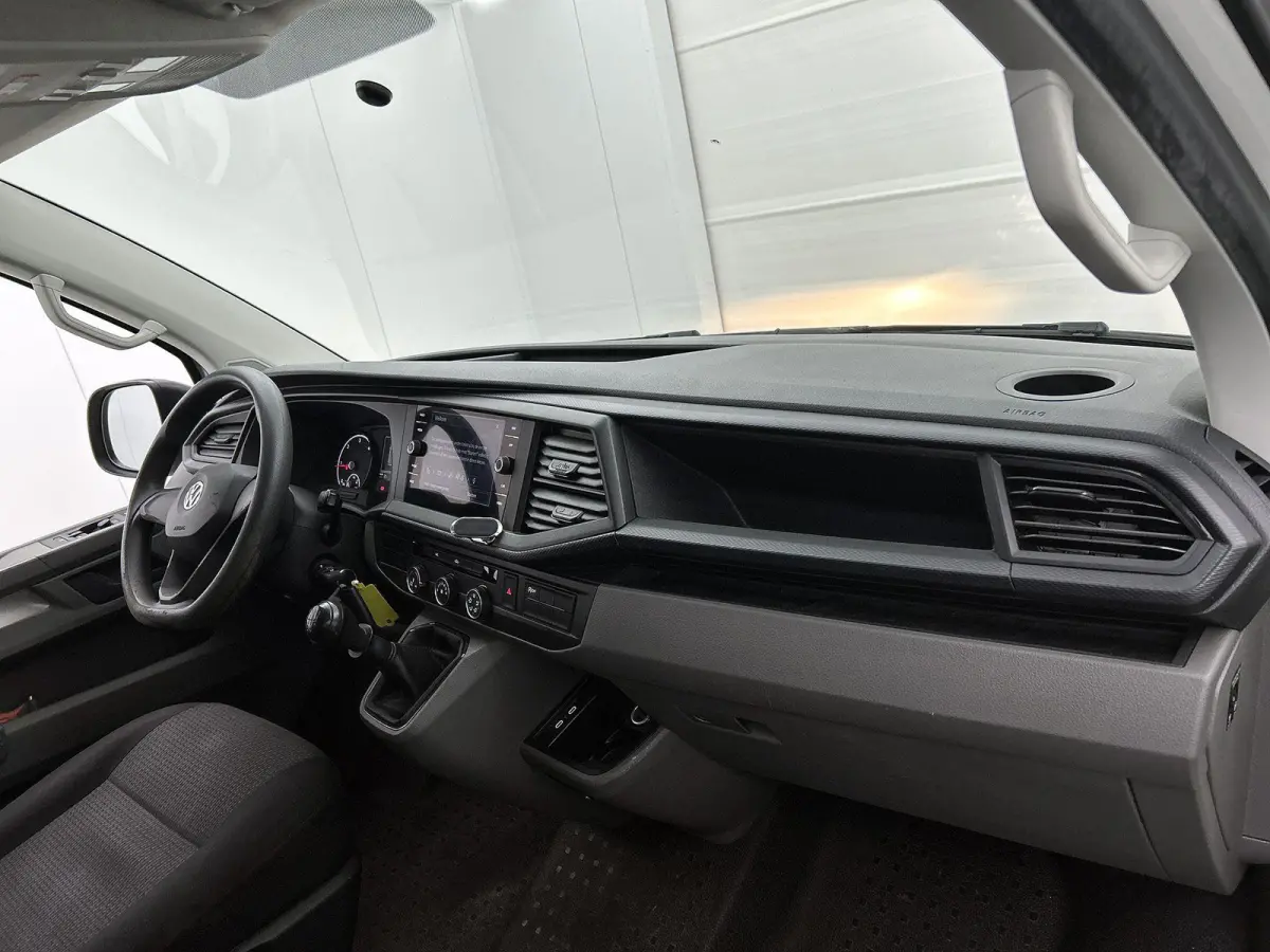 2.0 TDI L2H1 110 PK | Airco | Dubbele Cabine | Parkeersensoren Achter | Comfort Stoelen | Cruise Controle | Armsteunen | Bluetooth |
