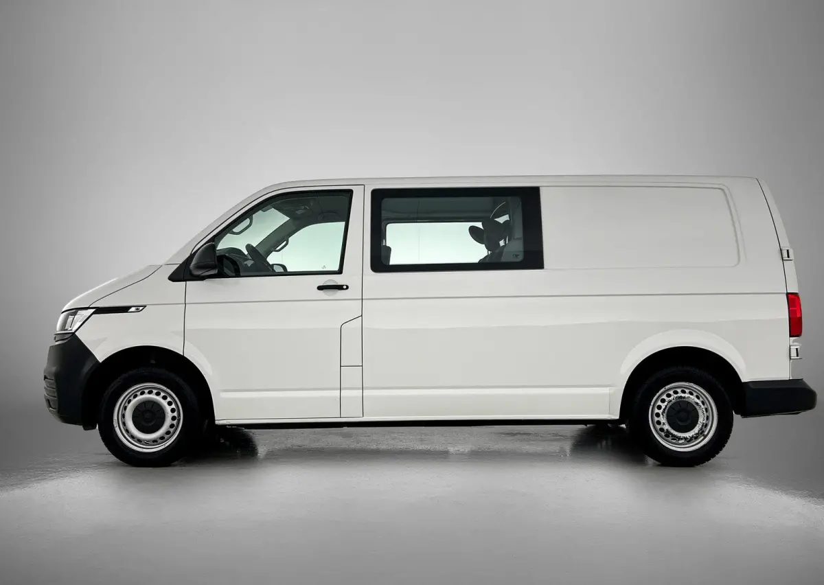 2.0 TDI L2H1 110 PK | Airco | Dubbele Cabine | Parkeersensoren Achter | Comfort Stoelen | Cruise Controle | Armsteunen | Bluetooth |