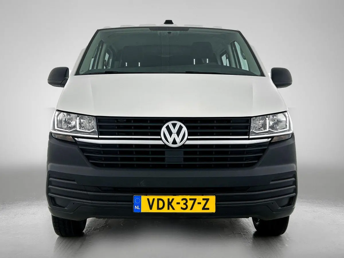 2.0 TDI L2H1 110 PK | Airco | Dubbele Cabine | Parkeersensoren Achter | Comfort Stoelen | Cruise Controle | Armsteunen | Bluetooth |