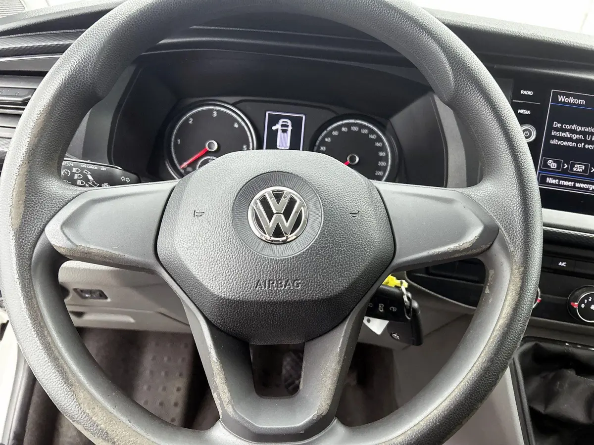 2.0 TDI L2H1 110 PK | Airco | Dubbele Cabine | Parkeersensoren Achter | Comfort Stoelen | Cruise Controle | Armsteunen | Bluetooth |