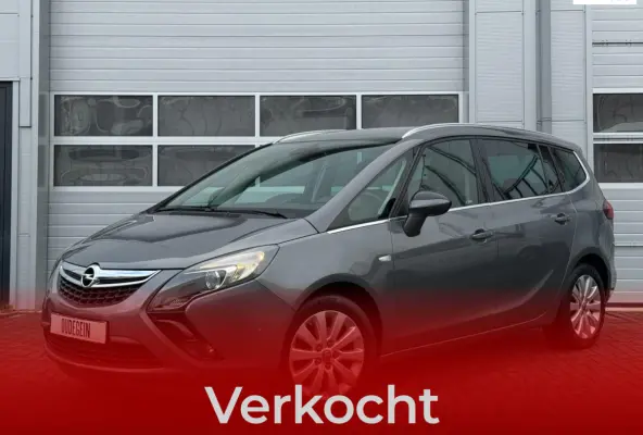 Tourer 1.4 Edition 7Persoons / Fietsendrager / Leder / Navi / Sfeerverlichting / Stoelverwarming / Cruise / Camera /