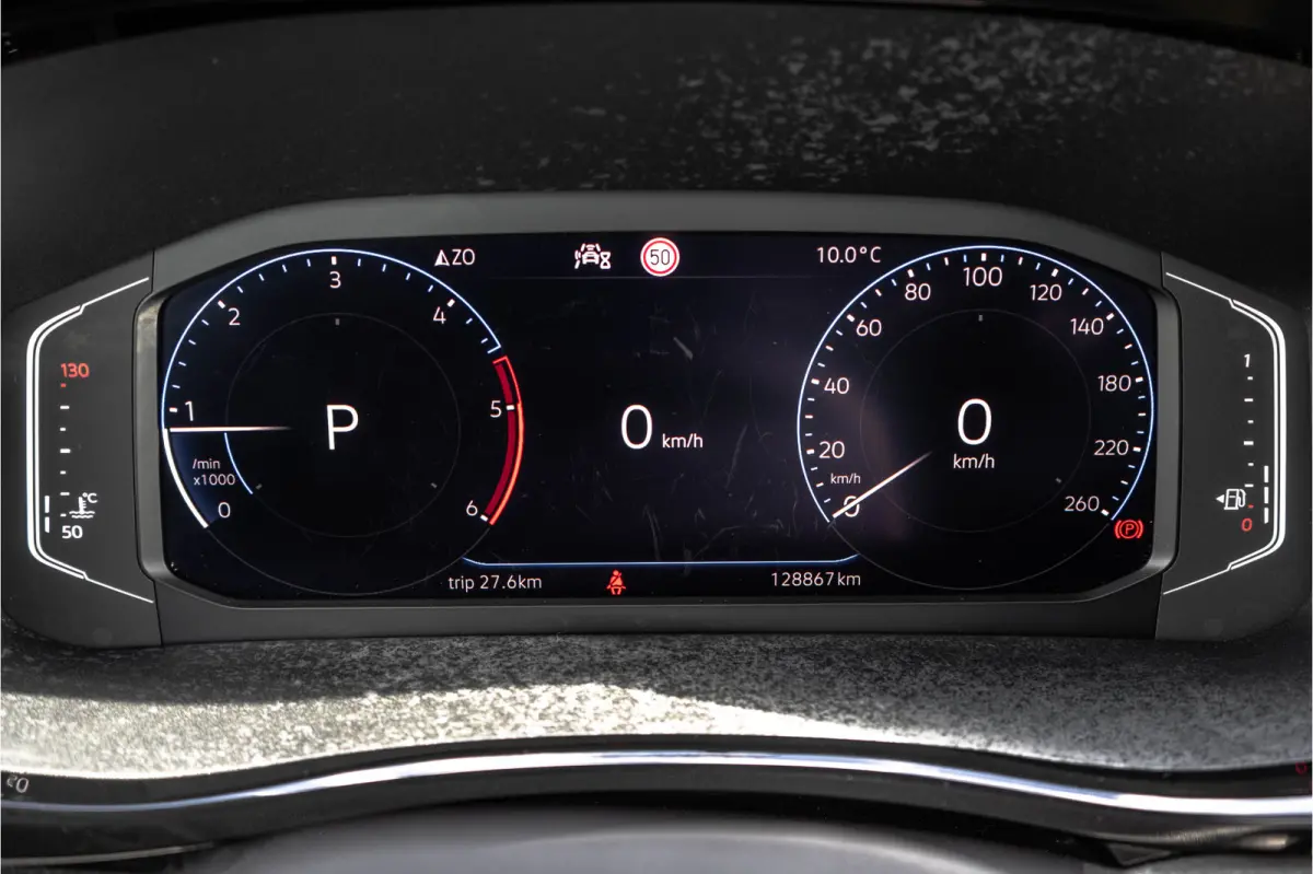T6.1 2.0 TDI L2H1 | DC | Bulli | 200PK | Leder | Carplay | Virtual | Adapt Cruise