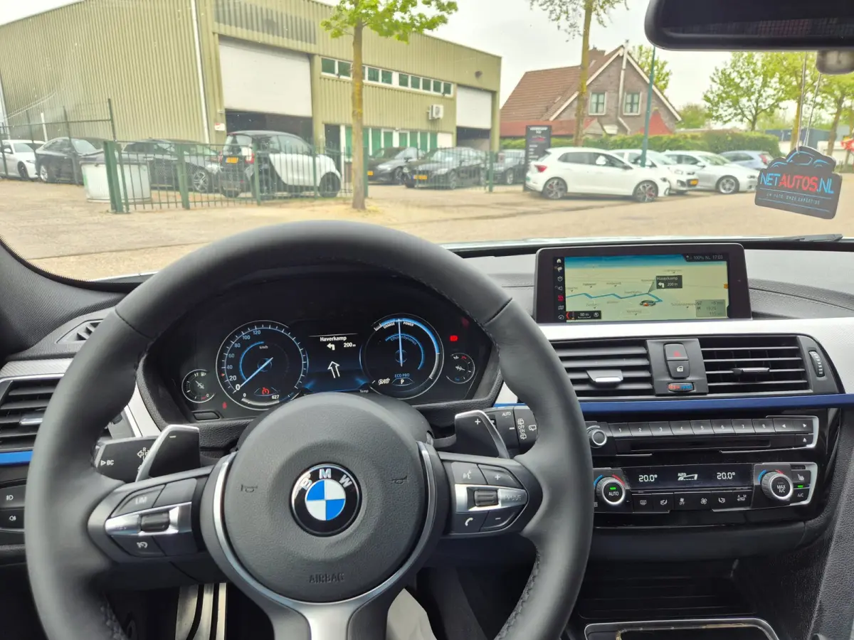 M Sport Apple CarPlay dig.dash Navi GR NAP NL Edition M Sport Shadow Executive