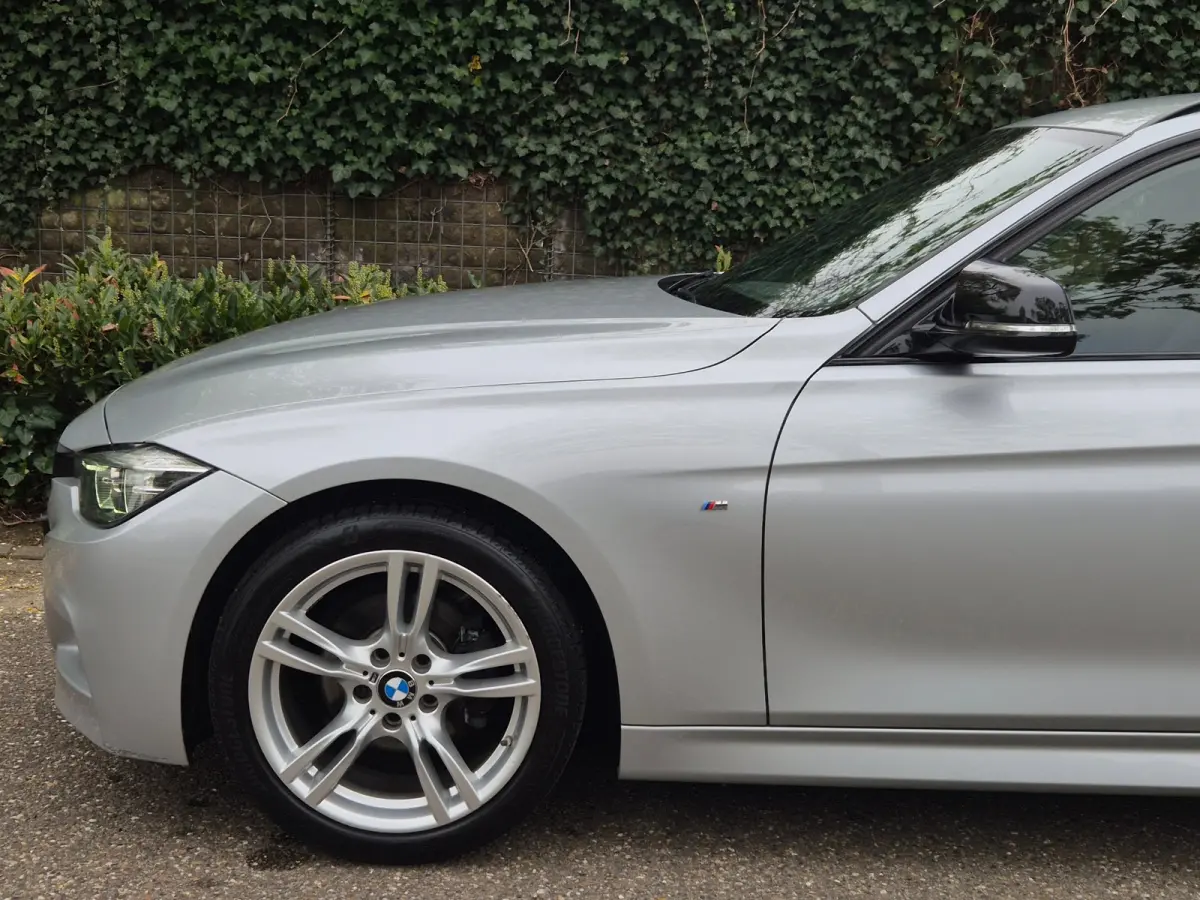 M Sport Apple CarPlay dig.dash Navi GR NAP NL Edition M Sport Shadow Executive