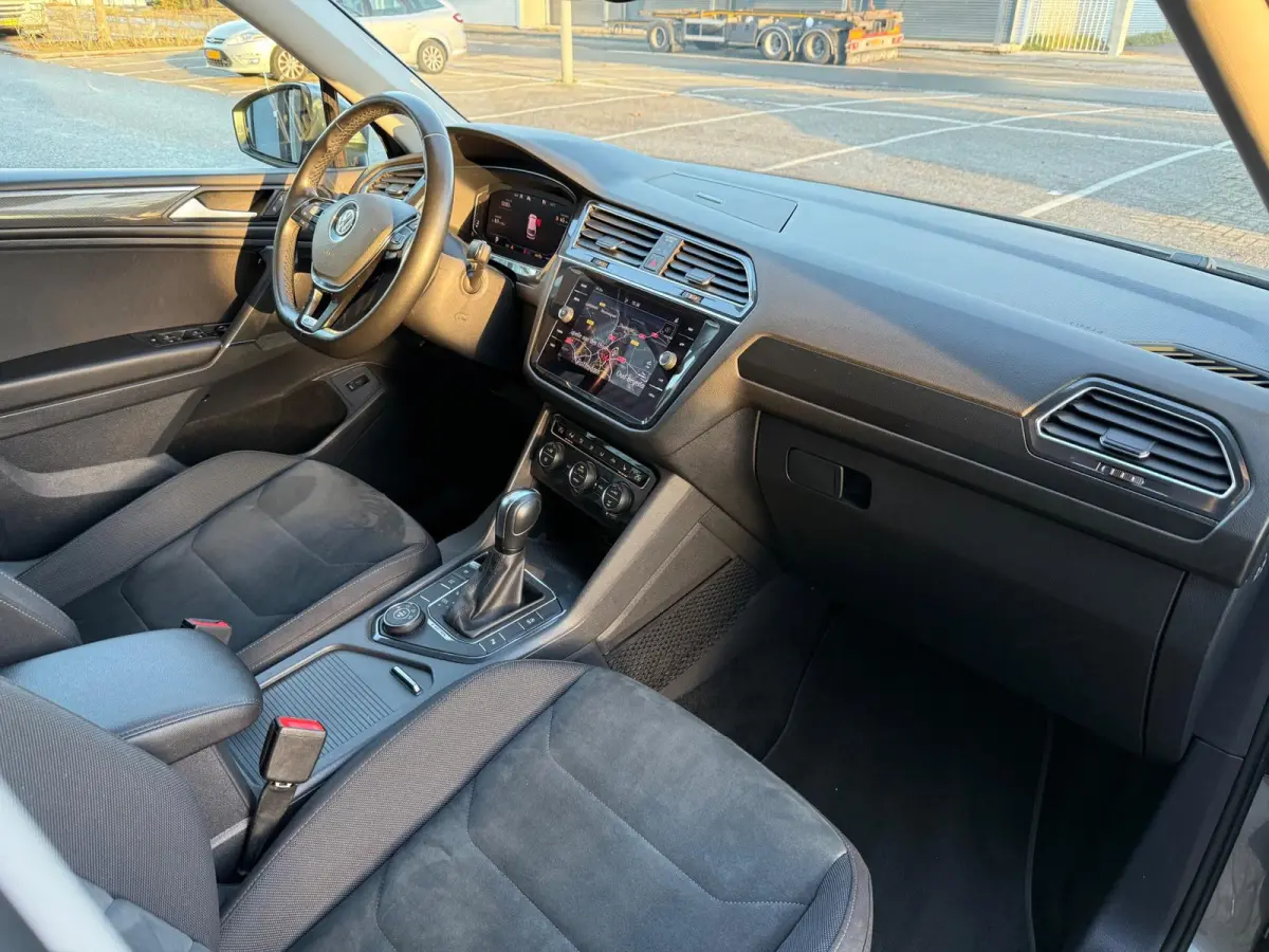 2.0 TSI 4Motion 220PK R-Line 7p.